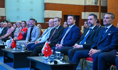 ANTALYA'DAKİ ÜRETİCİLERDEN E-İHRACAT'A YEŞİL IŞIK