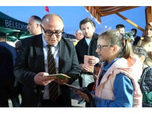 ERDEMLİ’DE 4. KİTAP VE EDEBİYAT GÜNLERİ YOĞUN İLGİYLE TAMAMLANDI