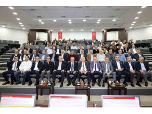 BAŞKAN KIVANÇ: "ZORLU KÜRESEL ŞARTLARA RAĞMEN İHRACATIMIZI ARTIRMAYA DEVAM EDİYORUZ"