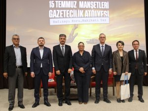 AÜ'DE 15 TEMMUZ MANŞETLERİ GAZETECİLİK ATÖLYESİ