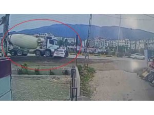 BETON MİKSERİN METRELERCE SÜRÜKLEDİĞİ OTOMOBİL SÜRÜCÜSÜ YARALANDI