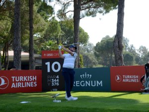 TURNUVADA YILDIZLAR SAHAYA ÇIKTI