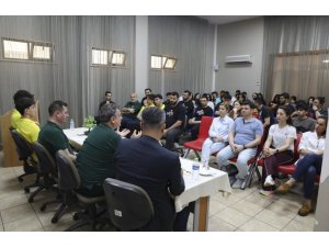 MERSİN’DE BASKETBOL ALTYAPISINDA GELİŞİM PANELİ DÜZENLENDİ