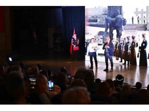 RUSLARIN ZAFER BAYRAMI MURATPAŞA’DA KUTLANDI