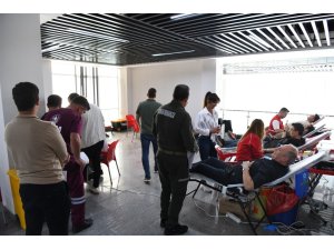 ORMAN PERSONELİNDEN KAN BAĞIŞINA DESTEK
