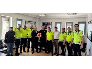 30 YILLIK TRAFİK POLİSİNDEN DUYGULANDIRAN VEDA