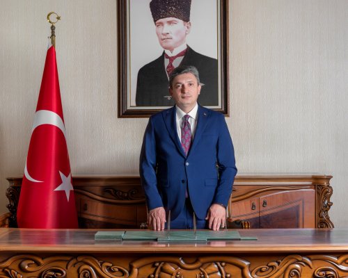VALİ ŞAHİN'DEN ANNELER GÜNÜ MESAJI