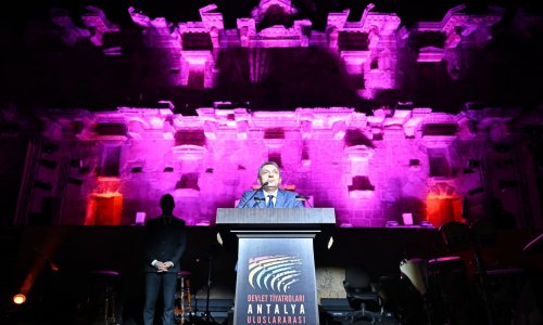 ASPENDOS'TA TİYATRO COŞKUSU BAŞLADI