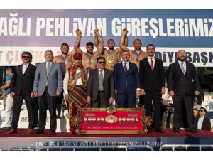 MANAVGAT’TA BAŞPEHLİVANLIK KEMERİ FEYZULLAH AKTÜRK’ÜN