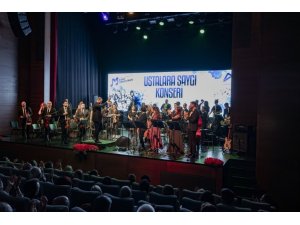 MERSİN KENT ORKESTRASI’NDAN NOSTALJİ DOLU KONSER