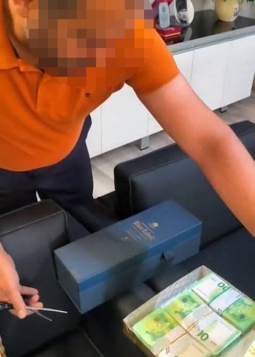 BAKLAVA KUTUSUNDA MAKAMINDA 110 BİN EURO İLE YAKALANAN TÜTER: "VİDEO VE FOTO KARESİNDEN DOLAYI TUTUKLUYUM. RÜŞVET OLSA BİLE YATTIĞIM SÜREYLE CEZAMI ÇEKTİM"