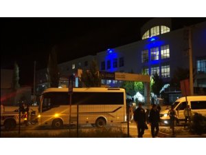 KYK YURDUNDA TEMİZLİK MALZEMELERİ DEVRİLDİ, KİMYASAL TEPKİME SEBEBİYLE ÖĞRENCİLER TAHLİYE EDİLDİ
