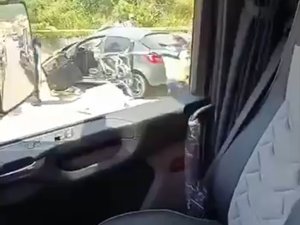 TIR İLE ÇARPIŞAN OTOMOBİLDEKİ ÇİFT ÖLDÜ