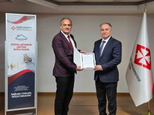 SGK’DAN BAŞKENT ÜNİVERSİTESİ ADANA DR. TURGUT NOYAN UYGULAMA VE ARAŞTIRMA MERKEZİ’NE TEŞEKKÜR BELGESİ