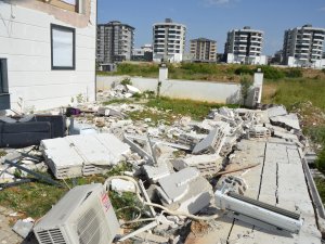 GAZ SIKIŞMASI NEDENİYLE PATLAMA: 1 YARALI