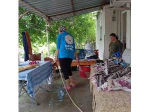 ERZİN’DE YAŞLI VE ENGELLİ VATANDAŞLARA EVDE TEMİZLİK VE VEFA DESTEĞİ