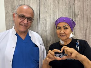 KAZAKİSTAN'DAN GELDİĞİ ANTALYA'DA SAĞLIĞINA KAVUŞTU