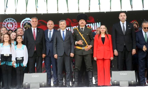 ANTALYA'DA 19 MAYIS COŞKUSU