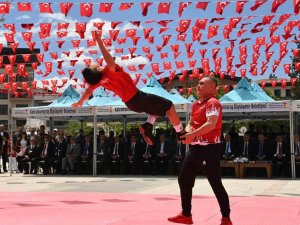 KAHRAMANMARAŞ’TA ATATÜRK’Ü ANMA, GENÇLİK VE SPOR BAYRAMI COŞKUYLA KUTLANDI