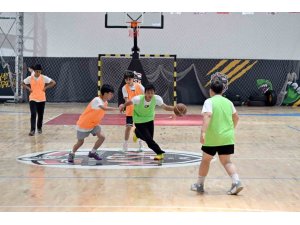 MERSİN’DE 19 MAYIS COŞKUSU SPOR TURNUVALARIYLA TAÇLANDI