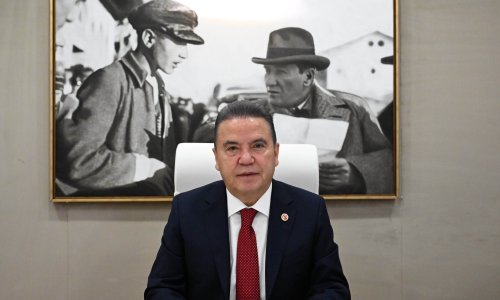 MUHİTTİN BÖCEK HAKKINDA ALDAŞ DOSYASINDAN EV HAPSİ KARARI
