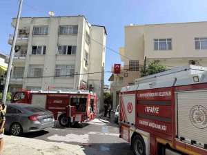 TARSUS’TA APARTMAN DAİRESİNDE YANGIN PANİĞİ