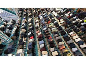 OSMANİYE’DE BAYRAM NAMAZINDA CAMİLER DOLDU, VATANDAŞLAR PROTOKOLLE BAYRAMLAŞTI