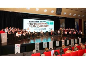 MERSİN’DE KUŞAKLAR AYNI SAHNEDE BULUŞTU