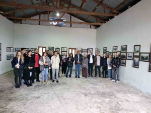 İLETİŞİM FAKÜLTESİ ÖĞRENCİLERİ KOZAN’IN KURTULUŞUNA TANIKLIK EDEN TARİHİ BELGELERİ YERİNDE İNCELEDİ
