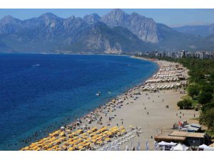 ANTALYA TURİZMDE DE BAYRAMI YAŞADI: YÜZDE 100 DOLULUK ORANINA ULAŞILDI