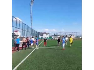 TÜRKOĞLU’NDA ŞAMPİYONLUK MAÇI SONRASI KAVGA