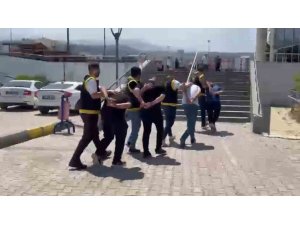 İSKENDERUN’DA HAPİS CEZASI İLE ARANAN 4 KİŞİ YAKALANDI
