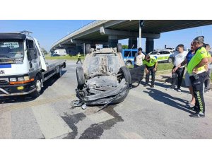 TERS DÖNEN ARAÇTAN BURNU BİLE KANAMADAN ÇIKTI