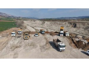 BÜYÜKŞEHİRDEN KAÇAK MOLOZ UYARISI