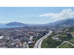 24 İLÇEDE NÜFUSUYLA İLK SIRADA OLAN ALANYA İLÇESİNDE İL OLMA BEKLENTİSİ