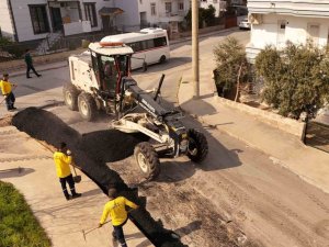 YIPRANAN YOLLAR YENİLENİYOR, TARSUS’TA ULAŞIM KONFORU ARTIYOR