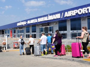 GAZİPAŞA-ALANYA HAVALİMANI'NDA 239 BİN YOLCU TRAFİĞİ