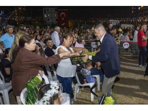 MERSİN’DE 7. ÖRTÜALTI ÜZÜM FESTİVALİ COŞKUSU