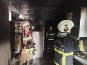 ANTAKYA’DA EV YANGINI