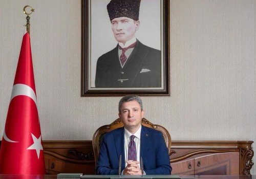 VALİ ŞAHİN'DEN KUTLAMA MESAJI