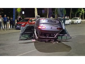 KAHRAMANMARAŞ’TA TRAFİKTE YARIŞ KAZAYLA BİTTİ: 5 YARALI