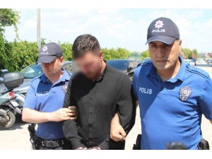 BAR ÇALIŞANI KADINI GÖTÜRMEK İSTEDİ, REDDEDİLİNCE 2 KİŞİYİ VURDU: UZMAN ÇAVUŞ TUTUKLANDI