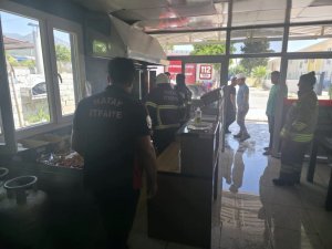 HASSA’DA DÖNERCİDE KORKUTAN YANGIN