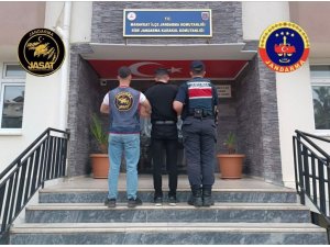 ANTALYA’DA 72 SAATTE 214 ARANAN ŞAHIS YAKALANDI