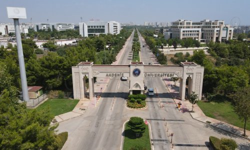 AKDENİZ ÜNİVERSİTESİ DÜNYANIN EN İYİLERİ ARASINDA