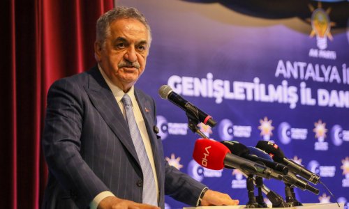 YAZICI: 'RÜZGARA GÖRE YÖNÜMÜZ DEĞİŞMEZ'