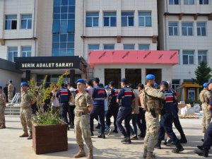 UYUŞTURUCU OPERASYONUNA 8 TUTUKLAMA