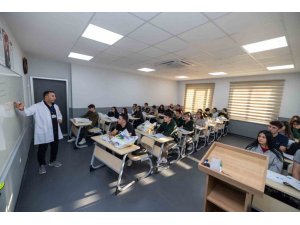 MERSİN’DE ÜCRETSİZ LGS VE YKS KURSLARI İÇİN ÖN KAYITLAR SÜRÜYOR