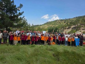POZANTI’DA DOĞAYA 300 KINALI KEKLİK SALINDI