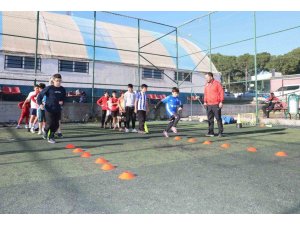 AKSU BELEDİYESİ YAZ SPOR KURSLARI BAŞLIYOR